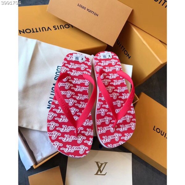 Louis Vuitton Beach Slippers 004